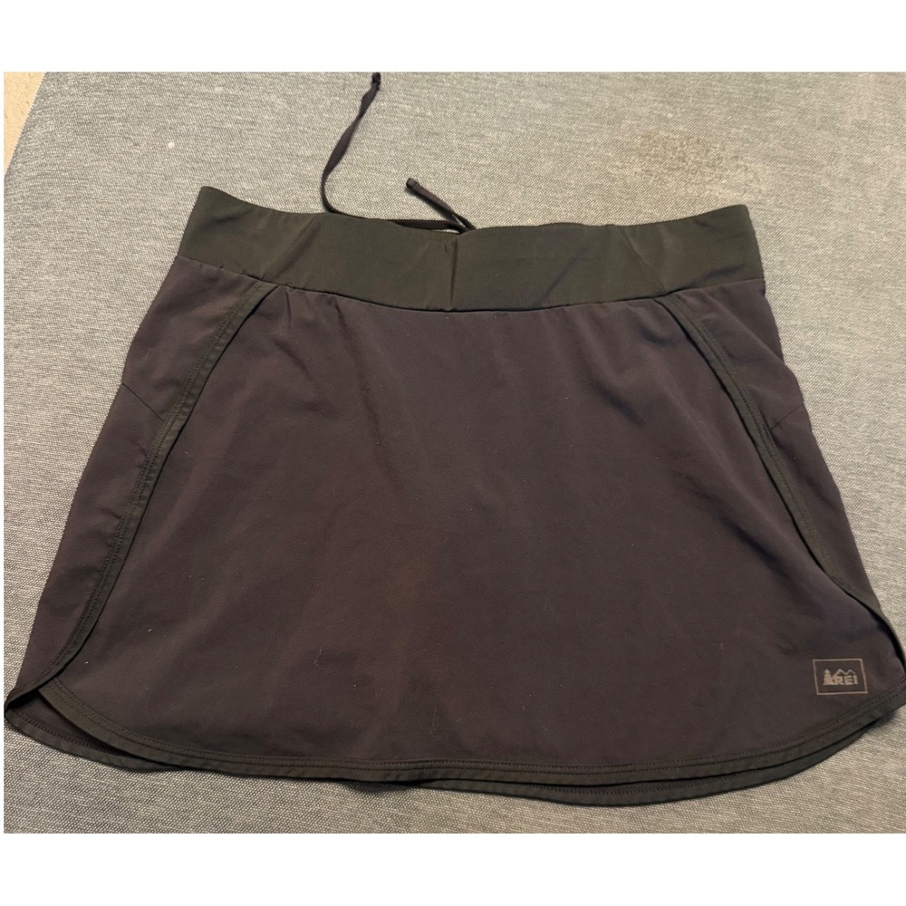 REI Co-op Womens Black Active Skort Hiking Running Skirt Small Drawstring Pocket